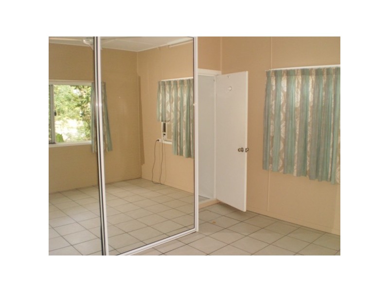 27 The Grove NELLY BAY, Magnetic Island QLD 4819