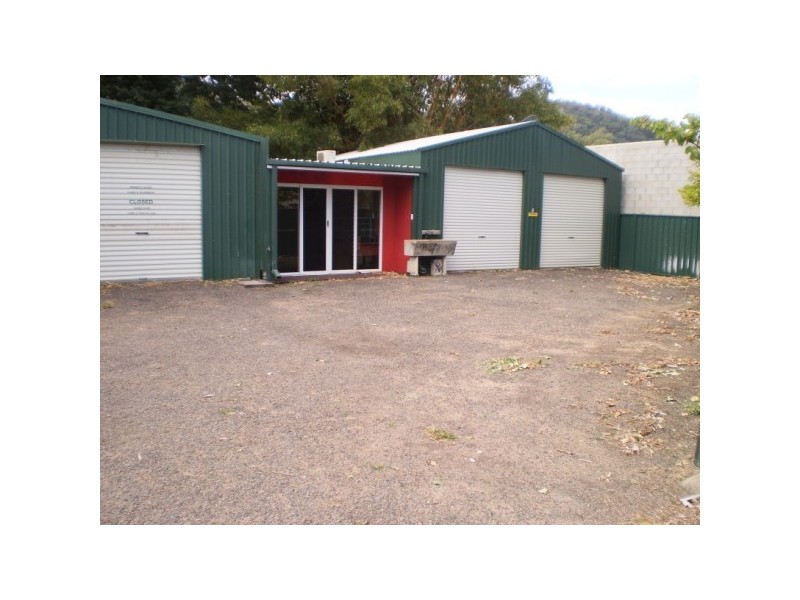 27 The Grove NELLY BAY, Magnetic Island QLD 4819