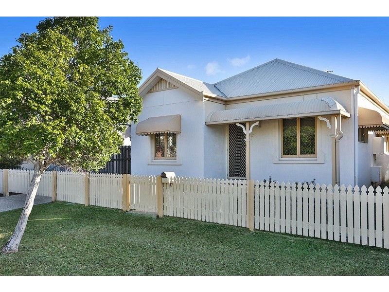 17 La Trobe Close, Douglas QLD 4814