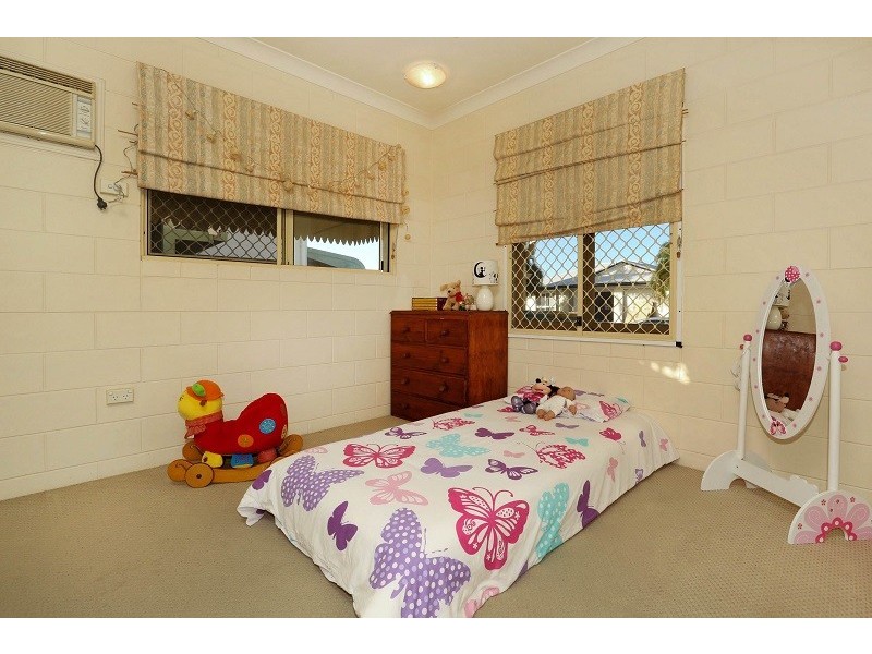 17 La Trobe Close, Douglas QLD 4814