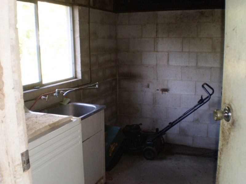 25 Barbarra Street PICNIC BAY, Magnetic Island QLD 4819