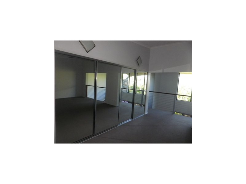 2/ 20 Yule Street, Picnic Bay, Magnetic Island QLD 4819