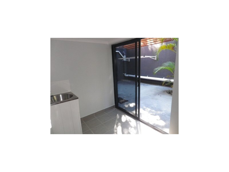 2/ 20 Yule Street, Picnic Bay, Magnetic Island QLD 4819