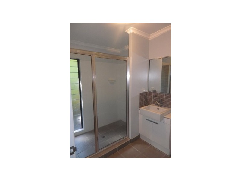 2/ 20 Yule Street, Picnic Bay, Magnetic Island QLD 4819