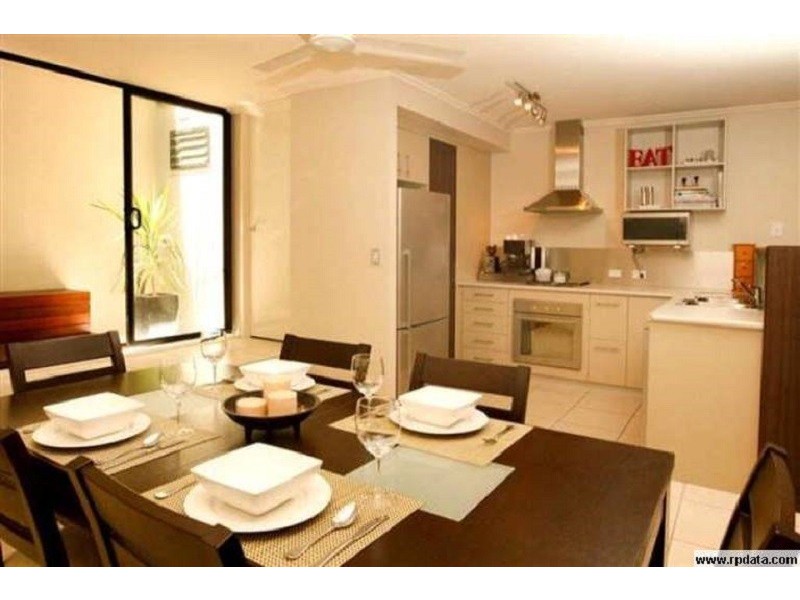 3/23 Echlin Street, West End QLD 4810