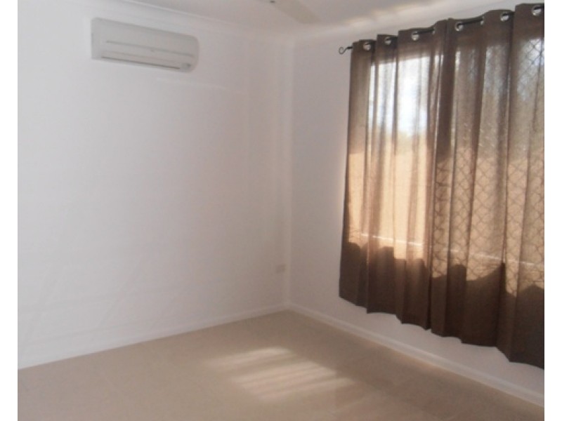 17 Deschamp Street, Aitkenvale QLD 4814