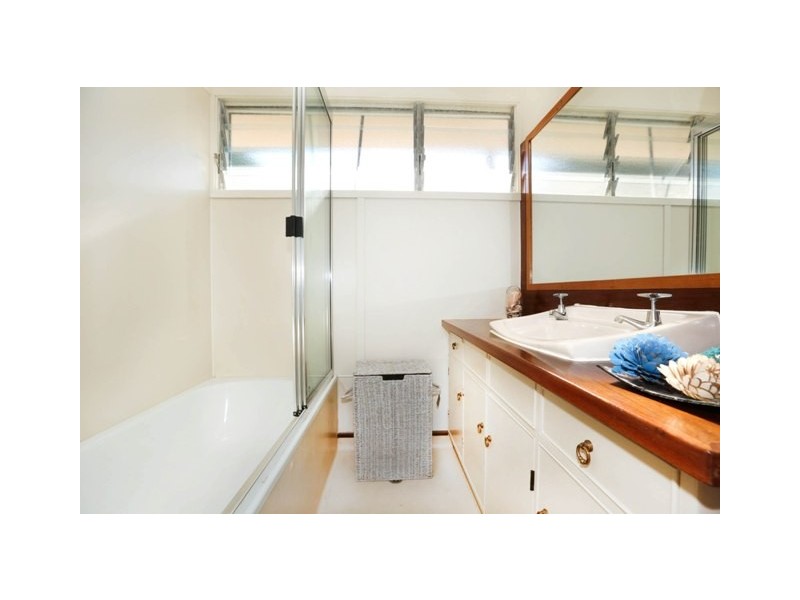 59 Undara Avenue, Cranbrook QLD 4814