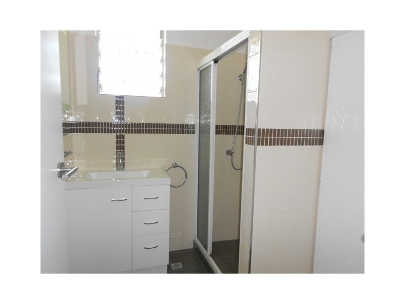 6 Lumeah St, Cranbrook QLD 4814