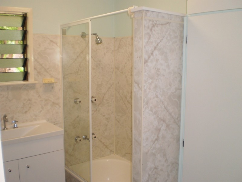 51 Barbarra Street PICNIC BAY, Magnetic Island QLD 4819