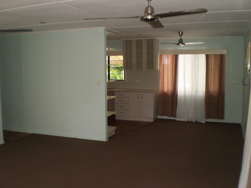 51 Barbarra Street PICNIC BAY, Magnetic Island QLD 4819