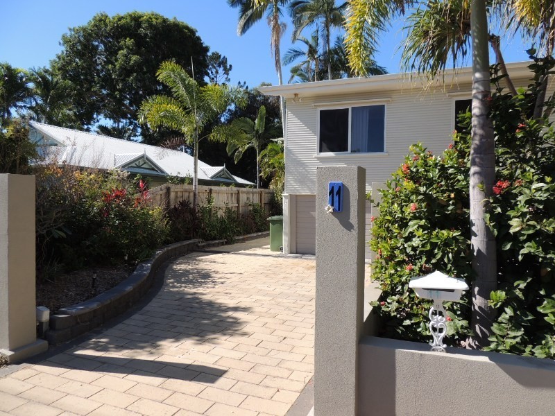 11 Bishop, Belgian Gardens QLD 4810