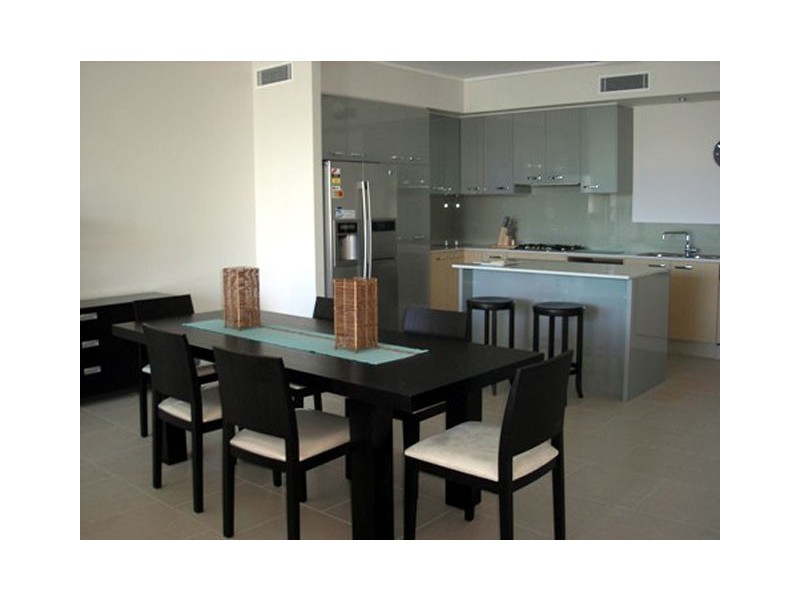 322/72-74 The Strand, North Ward QLD 4810