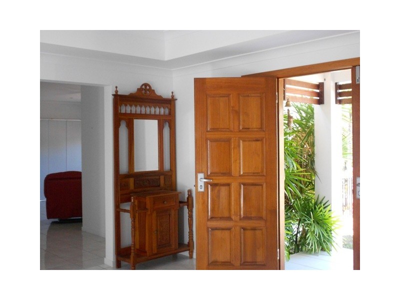 1 Teak Street, Douglas QLD 4814