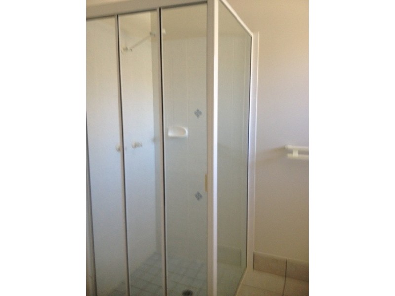 84 Phoenix Pde, Kirwan QLD 4817