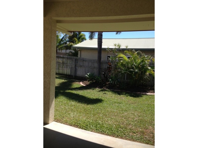 84 Phoenix Pde, Kirwan QLD 4817