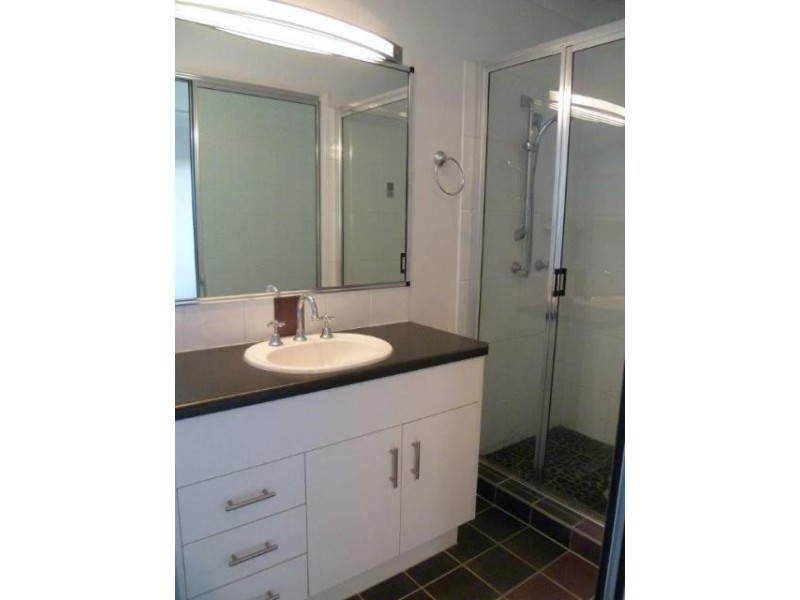 14 Kosciusko Way, Mount Louisa QLD 4814