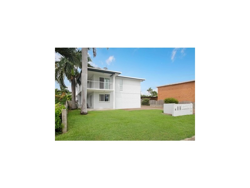 3/20 Carr Street, Hermit Park QLD 4812