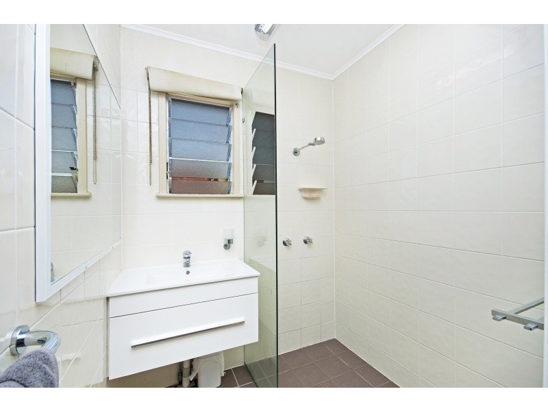 76 Hammett Street, Currajong QLD 4812