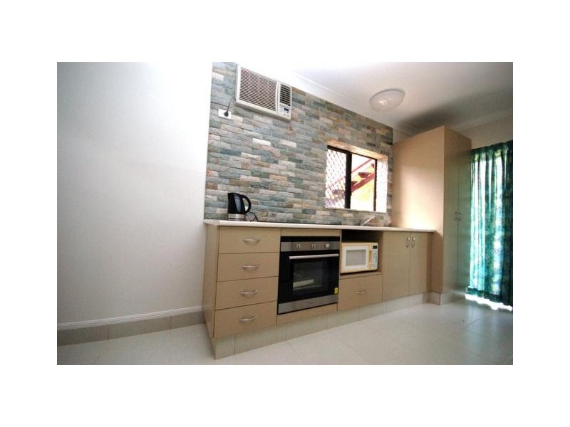 49 Picnic Street PICNIC BAY, Magnetic Island QLD 4819
