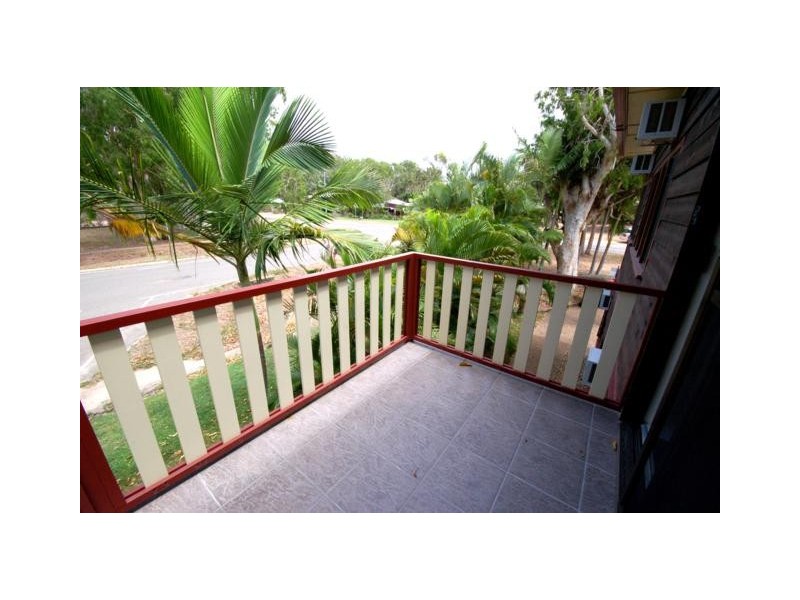 49 Picnic Street PICNIC BAY, Magnetic Island QLD 4819