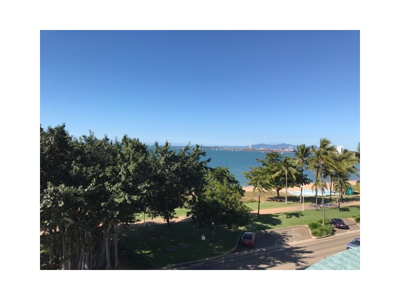 210/72-74 THE STRAND, North Ward QLD 4810