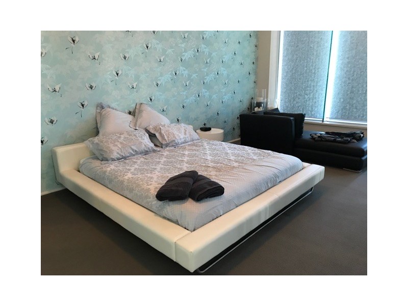 210/72-74 THE STRAND, North Ward QLD 4810