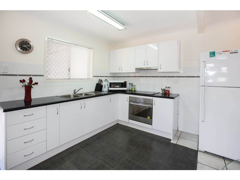 12/21 Landsborough Street, North Ward QLD 4810