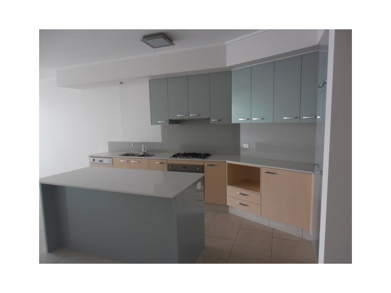 323/72-74 The Strand, North Ward QLD 4810