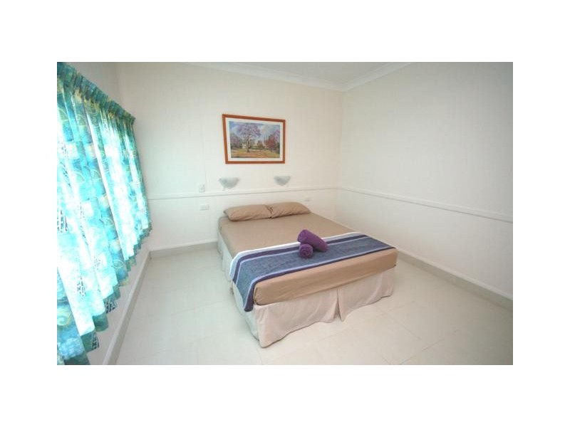 1-4/49 Picnic St Picnic Bay, Magnetic Island QLD 4819