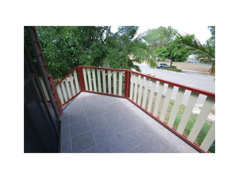 1-4/49 Picnic St Picnic Bay, Magnetic Island QLD 4819