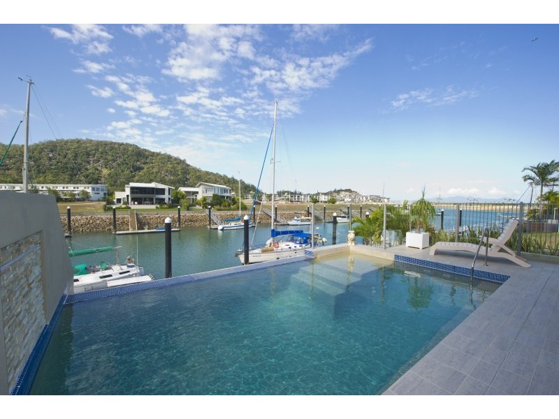 3B Terrace Place Nelly Bay, Magnetic Island QLD 4819