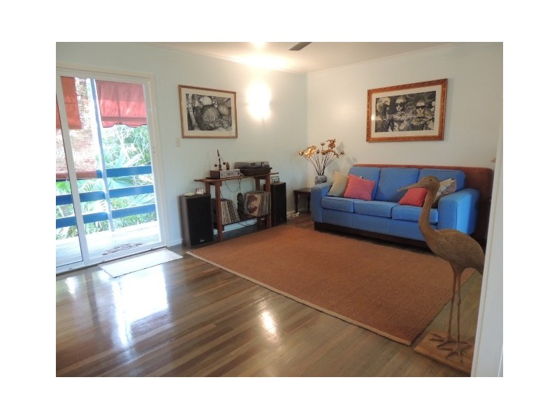 13 Hurst Street,, Picnic Bay QLD 4819