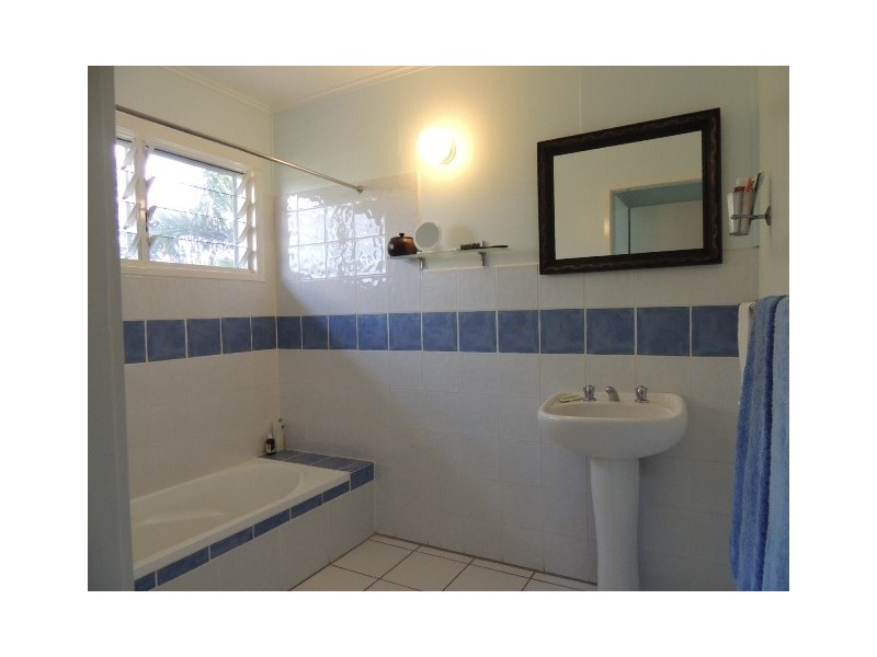 13 Hurst Street,, Picnic Bay QLD 4819