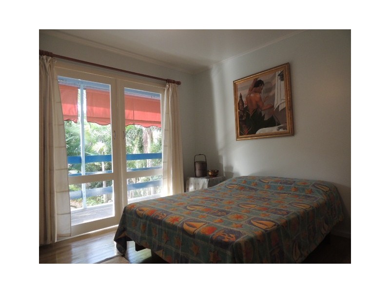 13 Hurst Street,, Picnic Bay QLD 4819