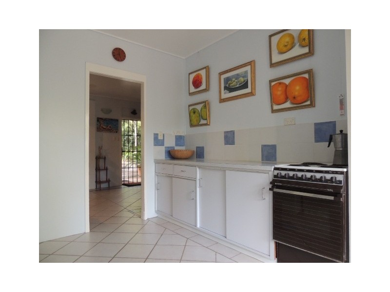 13 Hurst Street,, Picnic Bay QLD 4819