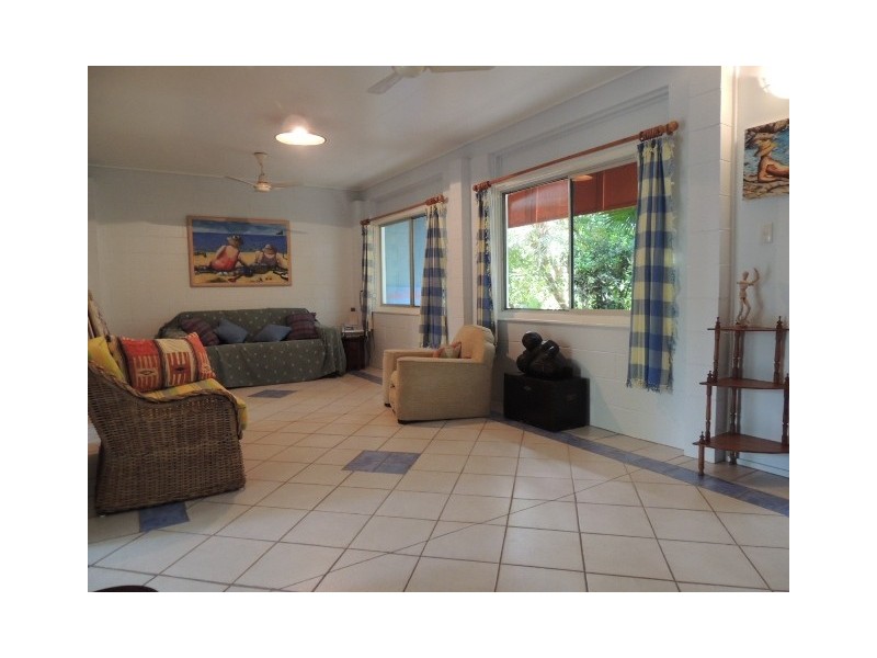 13 Hurst Street,, Picnic Bay QLD 4819