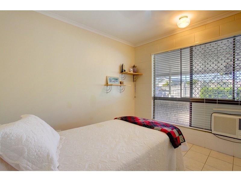 1/17 Hopkins Street, Currajong QLD 4812