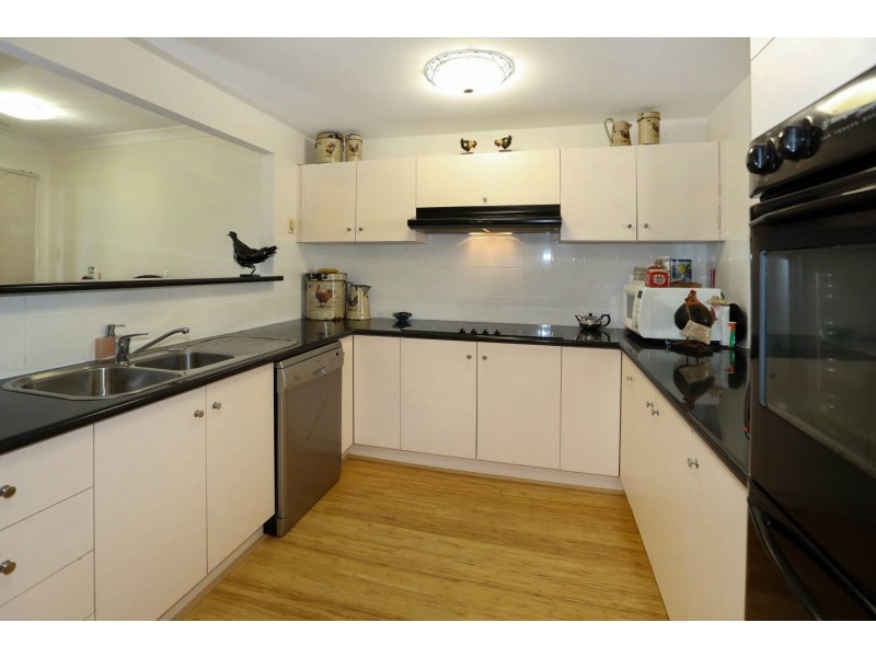 2 / 32 Murray Street, North Ward QLD 4810