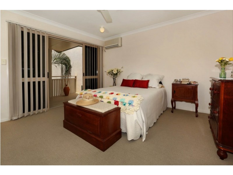 2 / 32 Murray Street, North Ward QLD 4810