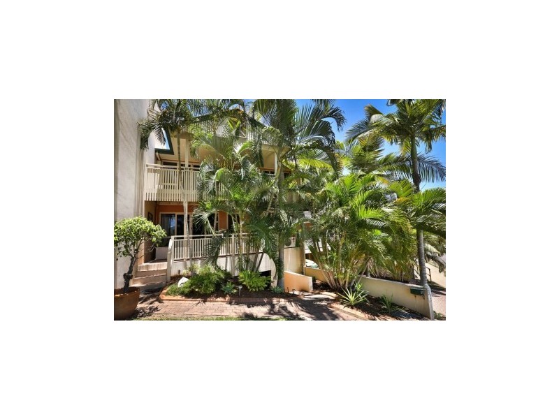 2 / 32 Murray Street, North Ward QLD 4810