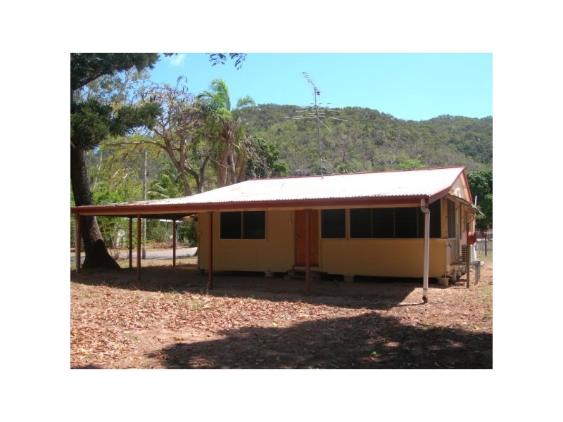 31 The Grove Nelly Bay, Magnetic Island QLD 4819