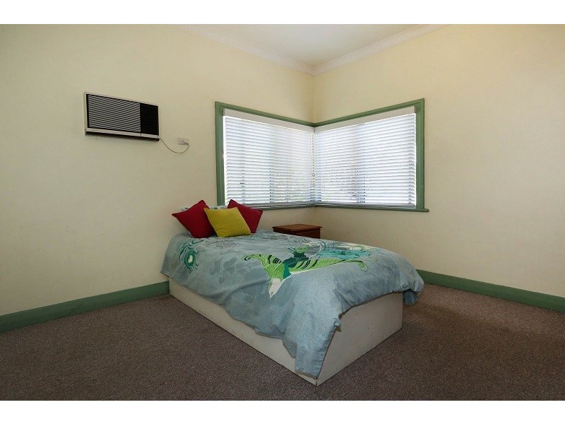 21 Urquhart Street, Currajong QLD 4812