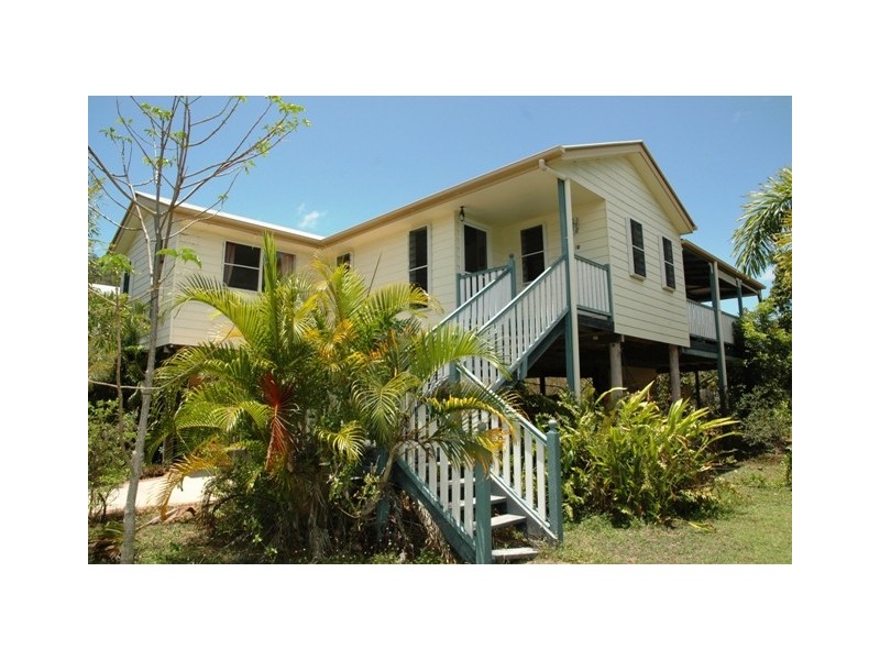21 Somerset Street,, Horseshoe Bay QLD 4819