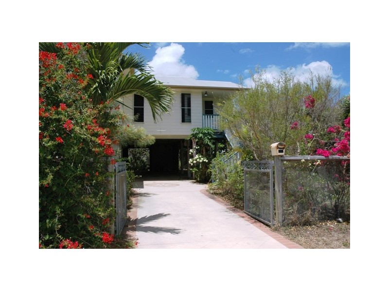 21 Somerset Street,, Horseshoe Bay QLD 4819