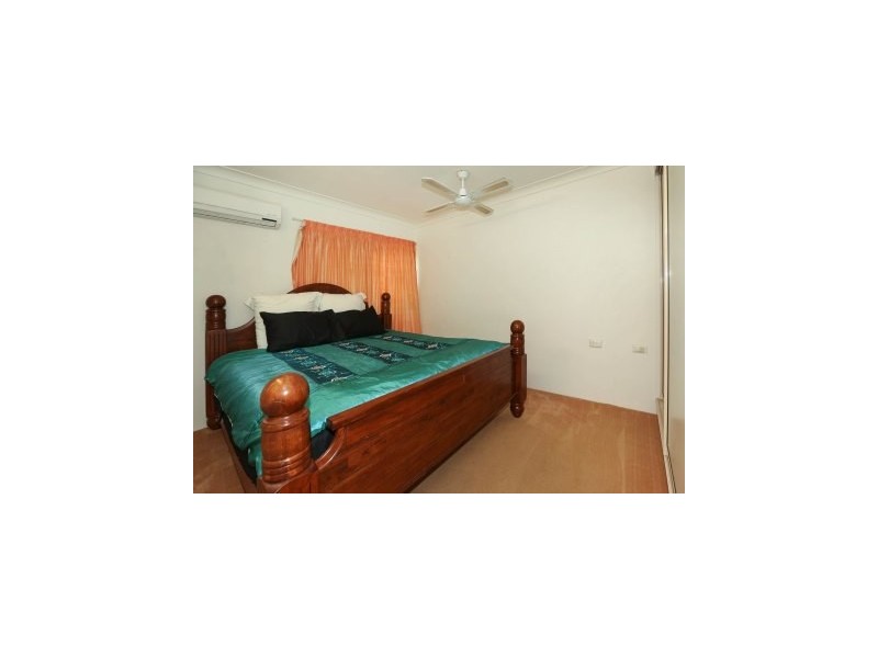 4/118 Cook St, North Ward QLD 4810