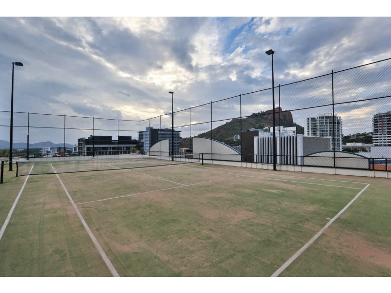 22/86-124 Ogden Street, Townsville City QLD 4810