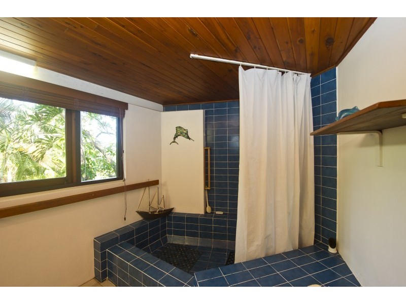12 Boulder Court, Nelly Bay, Magnetic Island QLD 4819
