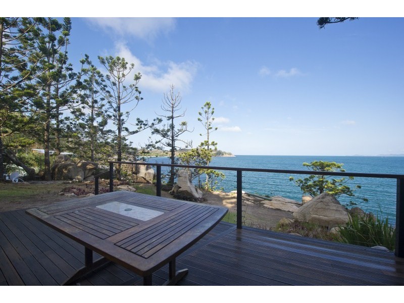 12 Boulder Court, Nelly Bay, Magnetic Island QLD 4819
