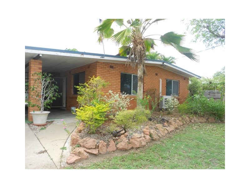 23 Banksia Street, Kirwan QLD 4817