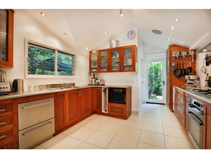 Belgian Gardens QLD 4810